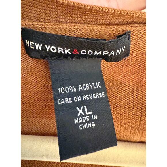 New York & Company Gold Sweater Women's XL - Picture 2 of 3